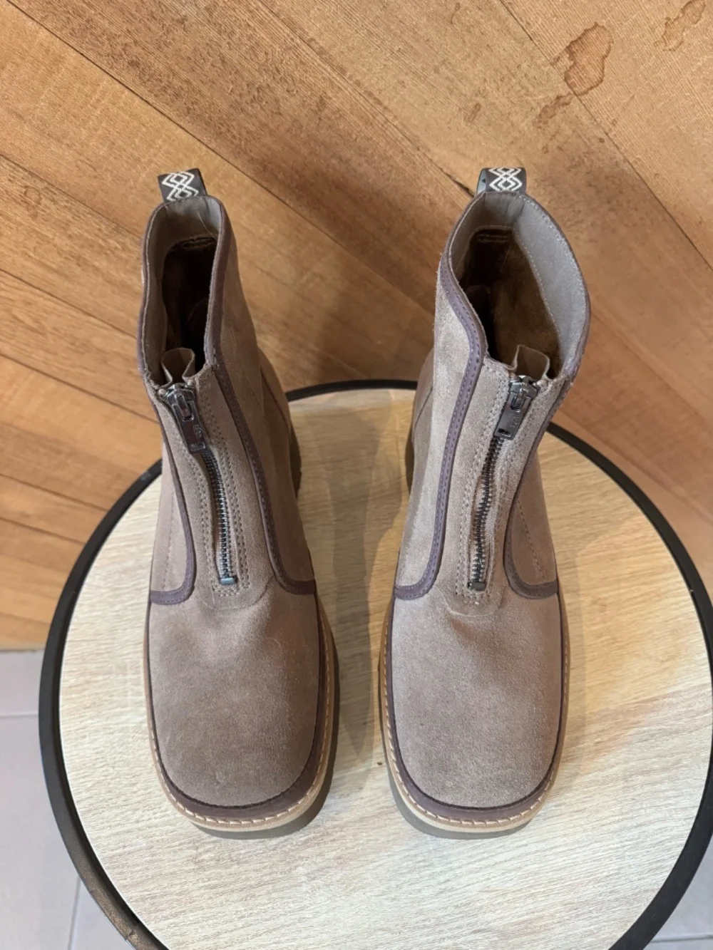 UGG CityFunc Zip Platform Boot - Hickory- SZ 9.5